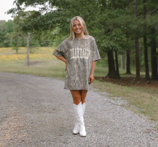 Dilly Dally Camo Tee